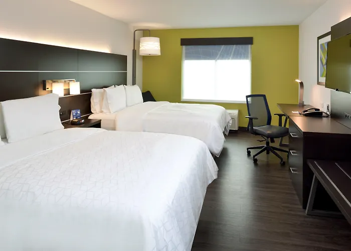Holiday Inn Express&Suites Pueblo, an IHG Hotel