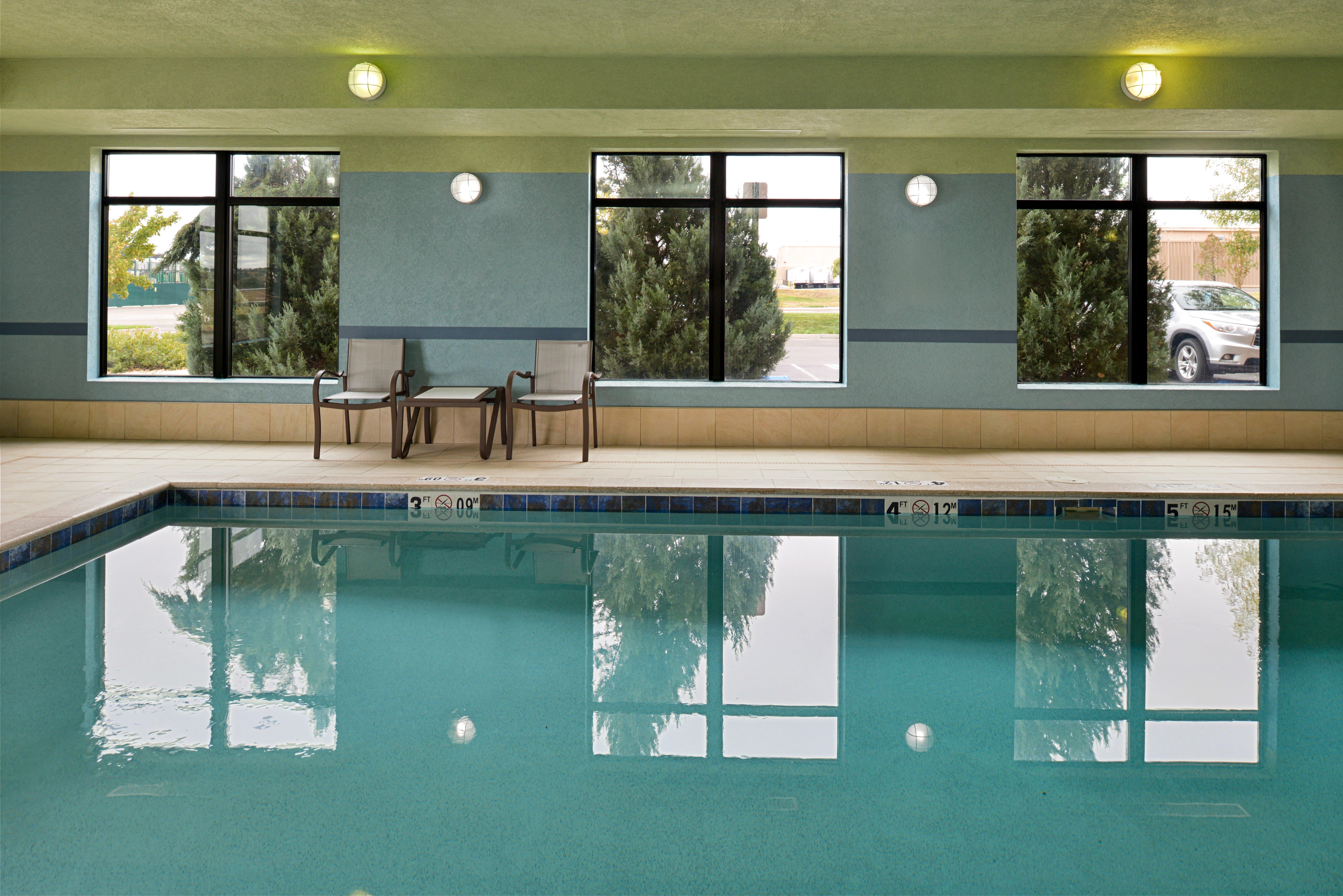 Express&suites Pueblo, An Ihg Hotel